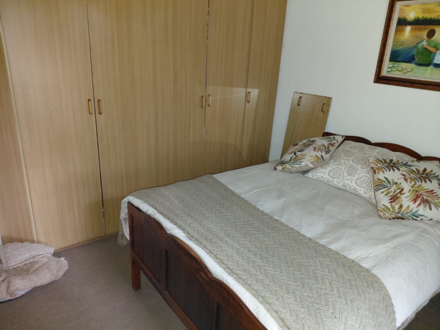 2 Bedroom Property for Sale in Langenhovenpark Free State